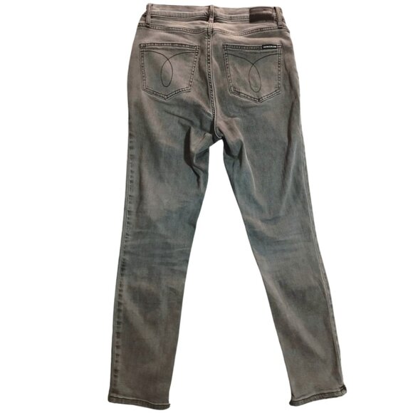 Calvin Klein Jeans Women's Skinny Fit Gray Denim Size 6/28 - Picture 2 of 8